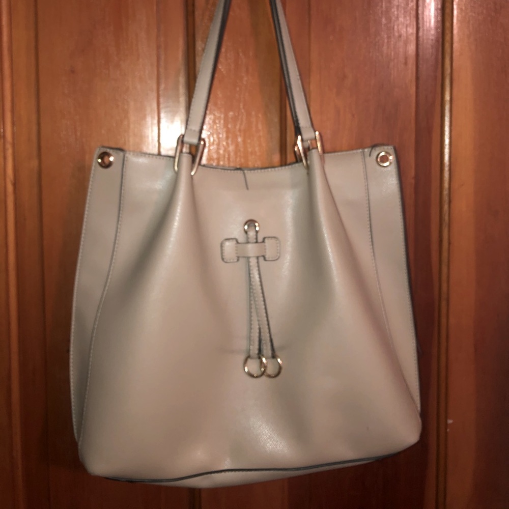 (USED) Totes. 2 for 1.